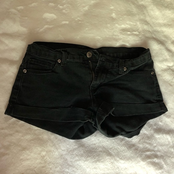 Forever 21 black shorts - Picture 2 of 7